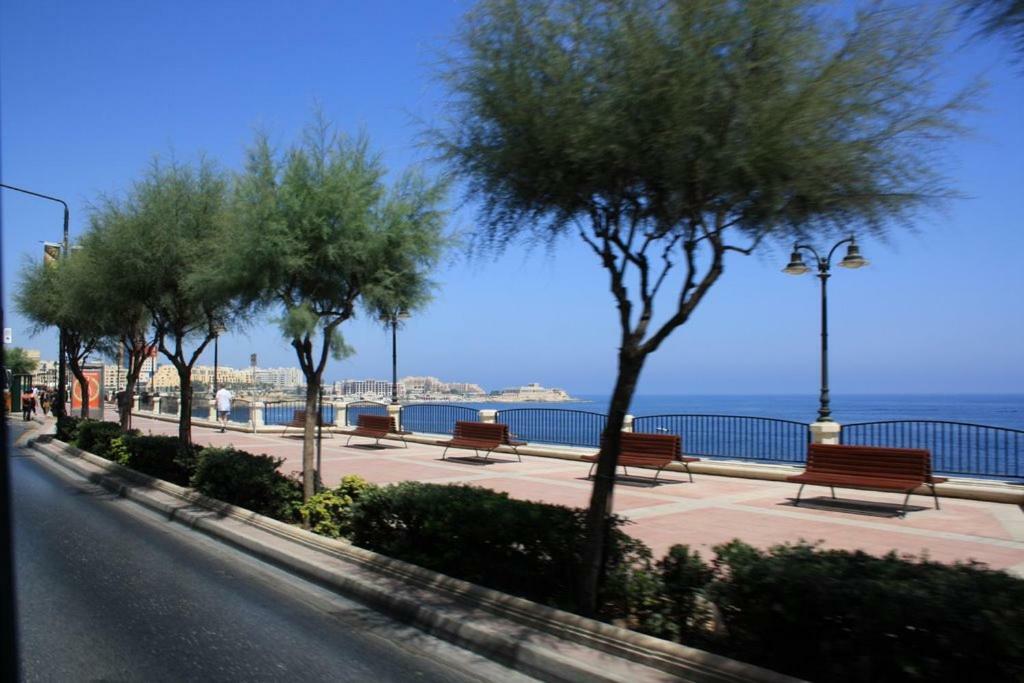 Stylish 3Br Apartment, Fantastic Location In Sliema Exterior photo